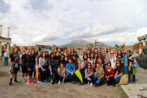 john cabot university students, students at pompeii, jcu weekend trips, john cabot university