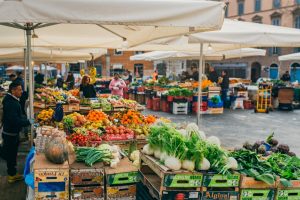 3 Farmers' Markets in Rome, Campo de fiori, study abroad in Rome, open-air market, American university in Italy