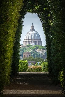 JCU Student Spotlight, Nicole Hellstern, study abroad in Rome, student guide to Rome, what to see in Rome, JCU student experiences, Aventine hill