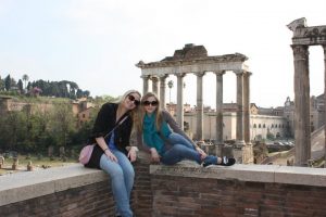 first trip to Rome, study abroad in Italy, Roman forum, palatine hill, John cabot student experiences, 