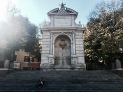 degree seeking students abroad, studying abroad in Rome, jcu students, pictures of rome, tips for living in rome , rome architecture, jcu instagram, trastevere