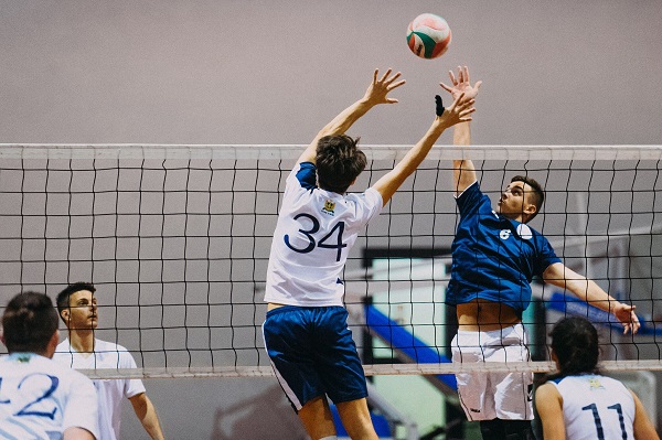 Joining a sports team at JCU can help you get active and make new friends while you’re abroad
