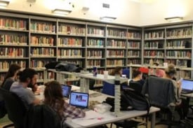 john cabot university, JCU library, students studying at the library, study abroad in Rome, tips for taking advantage of your schools library, library in trastevere, english library in italy