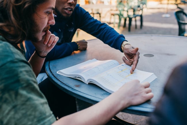 JCU students work together on a project, bachelor of arts in international business, john cabot university, jcu campus, students studying, american universities in rome