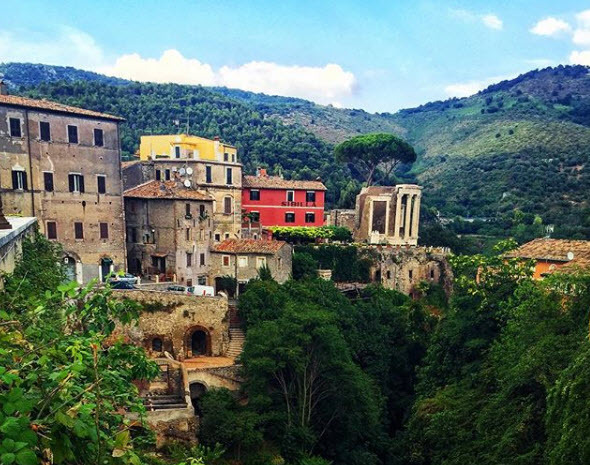 The Lazio region is great for short day trips from Rome