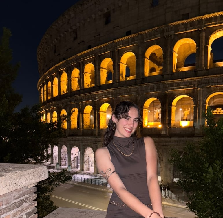 Larue Furlani Blog 2_photo 5 rome colosseum