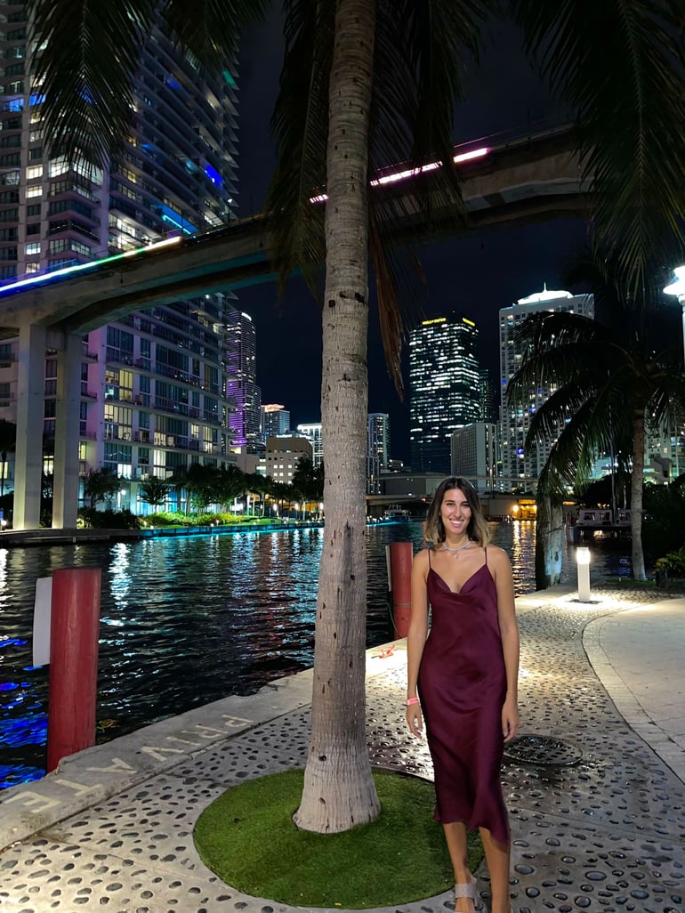 Student enjoying her time in Miami