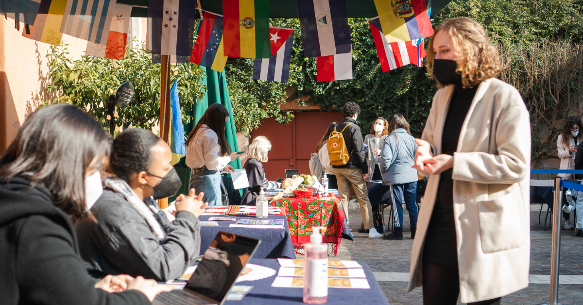 Students at the clubs fair in Guarini Campus