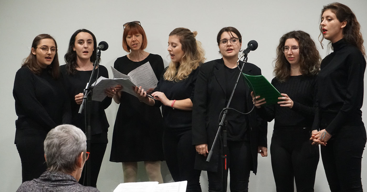 University choir performing