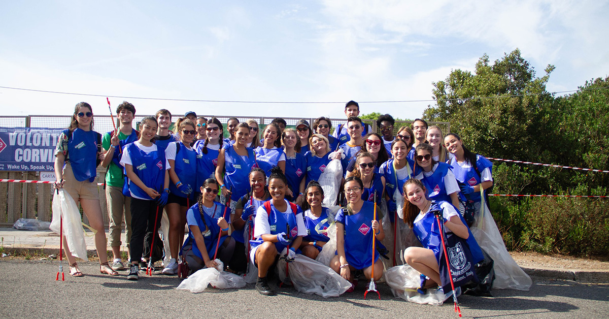 Students participating in Community Service at JCU